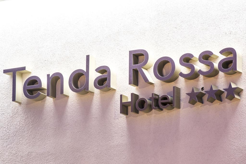 Hotel Tenda Rossa Marina Di Carrara Buitenkant foto
